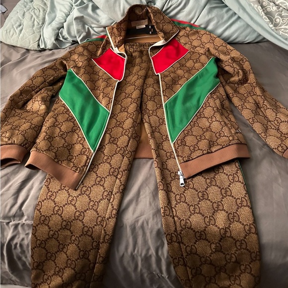 Gucci Tracksuit - Picture 8 of 15